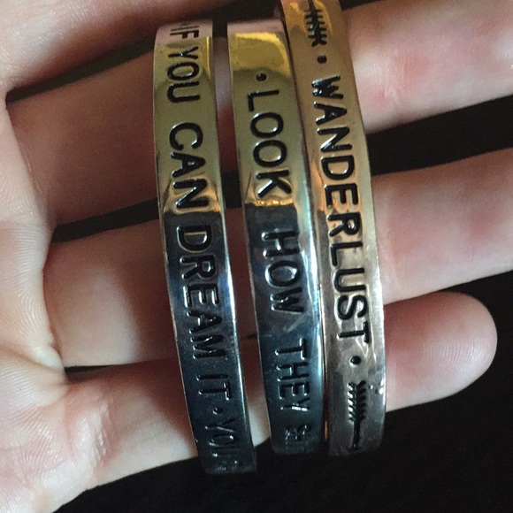 3 sentiment bracelets - Picture 2 of 6